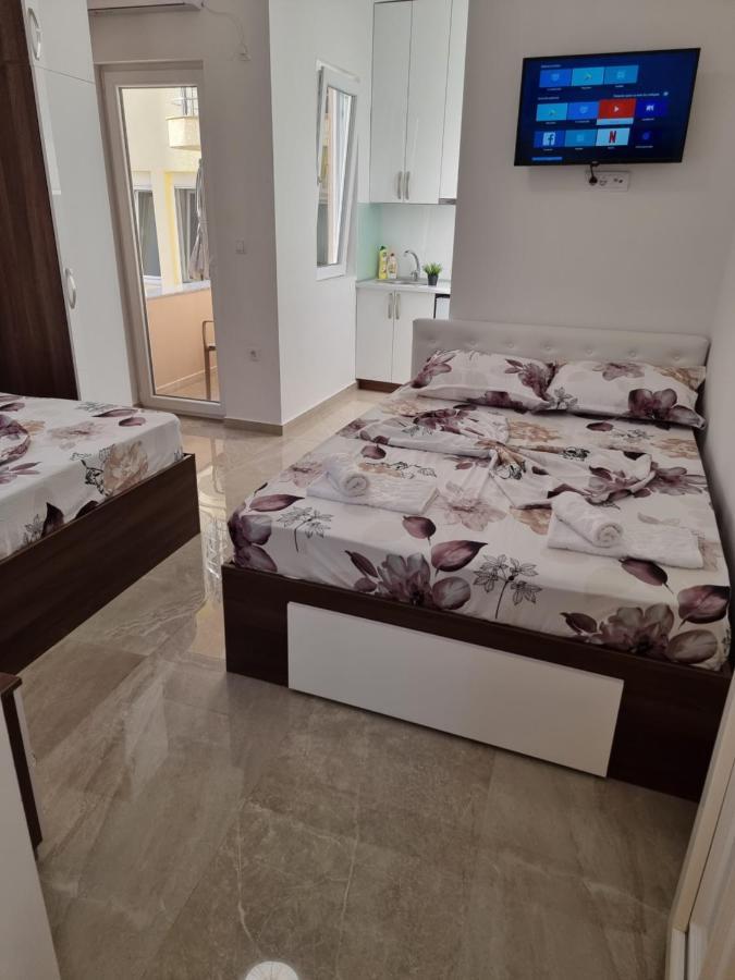 Ebra Lux Apartmani Dobra Voda Dış mekan fotoğraf