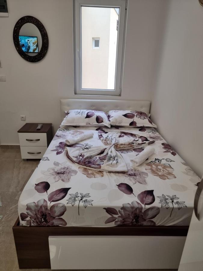 Ebra Lux Apartmani Dobra Voda Dış mekan fotoğraf