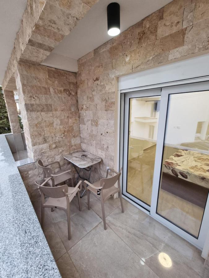Ebra Lux Apartmani Dobra Voda Dış mekan fotoğraf