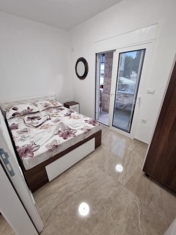 Ebra Lux Apartmani Dobra Voda Dış mekan fotoğraf