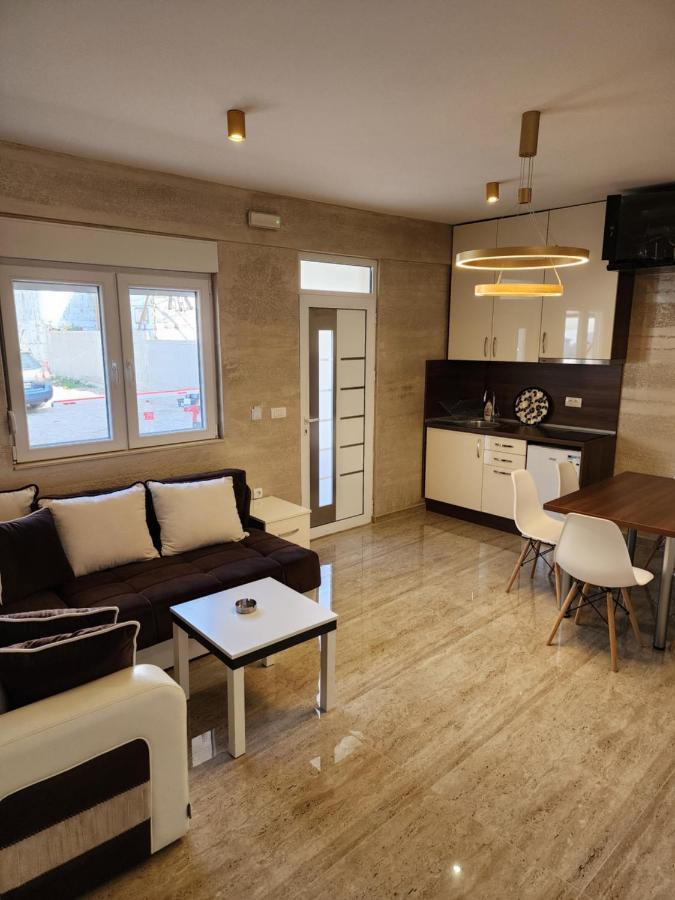 Ebra Lux Apartmani Dobra Voda Dış mekan fotoğraf